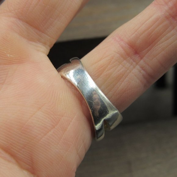 Size 6 Sterling Silver Cloudy Diamond Crossing Style Band Ring Vintage - Picture 5 of 10